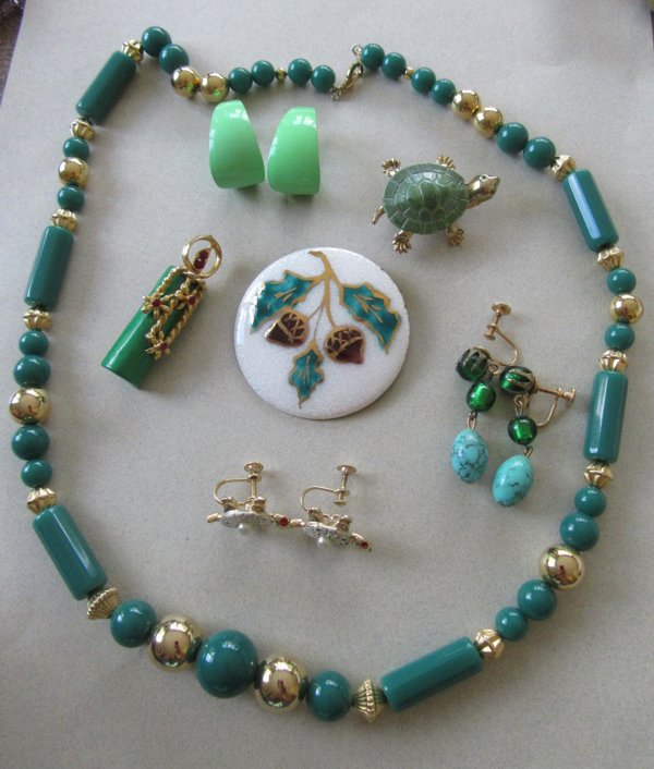 Vintage Jewelry Lot Christmas Pin Copper Acorn Turtles