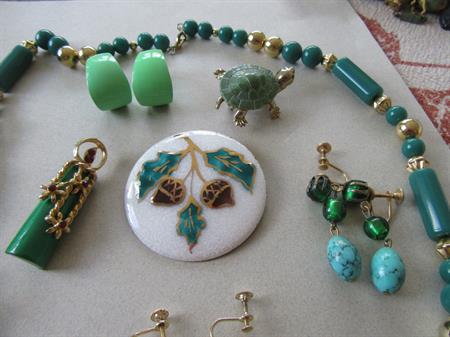 Vintage Jewelry Lot Christmas Pin Copper Acorn Turtles