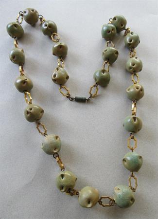 Vintage Very Unusual Green Necklace 