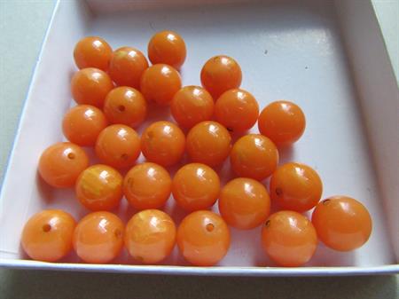 27 Genuine Bakelite Beads Cantaloupe Yellow Swirl Jewelry Making Destash