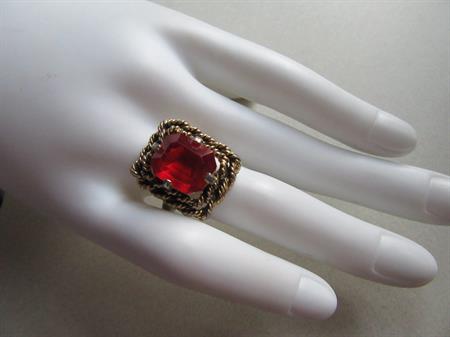 Vintage 1970's Red Rhinestone Adjustable Ring Renaissance Costume Accessories