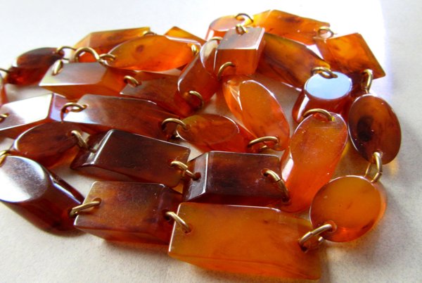 Vintage Bakelite Necklace Iced Tea 