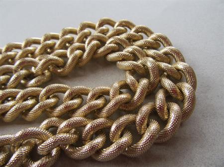 Avon 1975 Large Textured Gold Tone Link Aluminum Chain