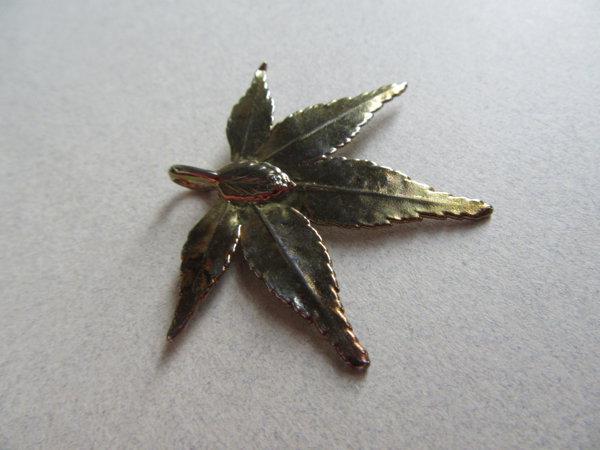 Vintage Dipped Pot Leaf Pendant Marijuana Stoner Weed