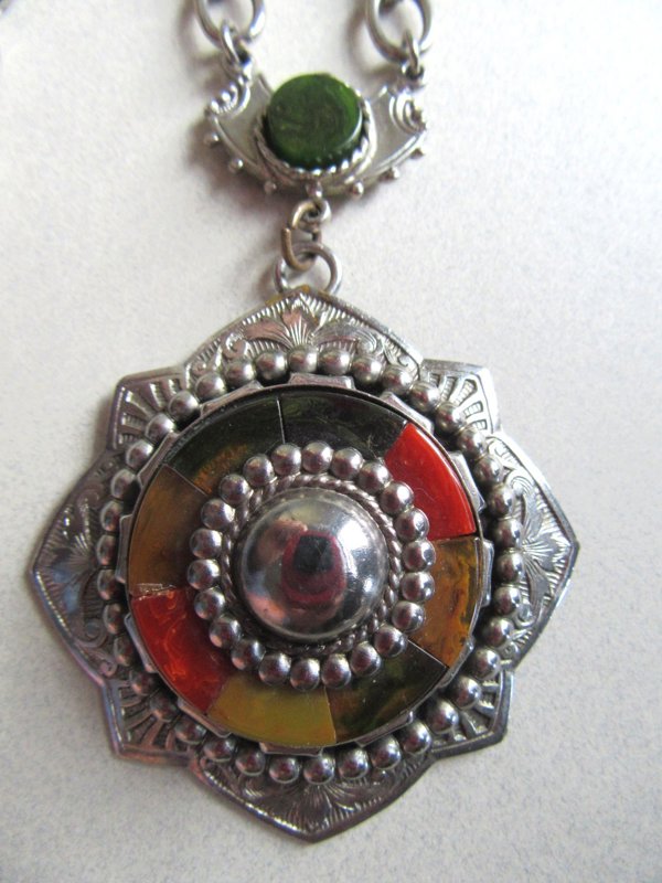 Vintage Bakelite Heraldic Style Pendant Necklace Germany 
