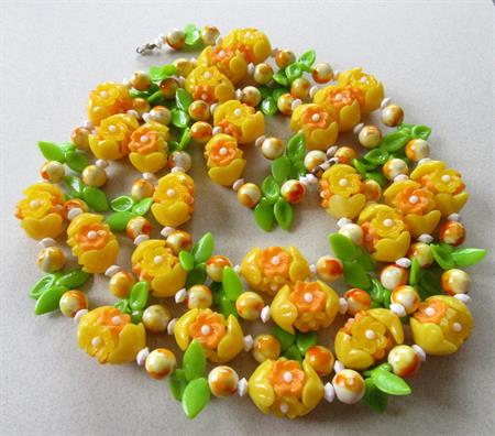 1960's Mod Flower Beads Needs Clasp OR For Restring Jewelry Making