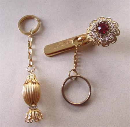 Vintage Rhinestone Glove Clip and Ladies Keyring Purse Accessories
