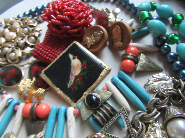 Junk Jewelry Lot 