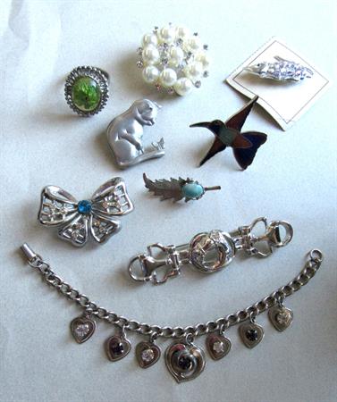 Vintage Jewelry  Lot Pin Brooches Ring