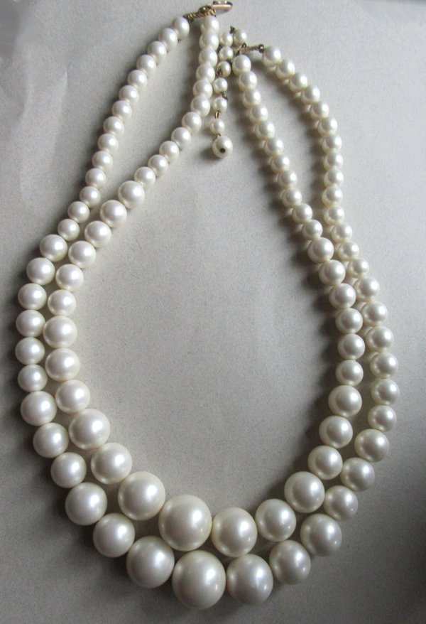Vintage Faux Pearl Necklace 1950's Jewelry