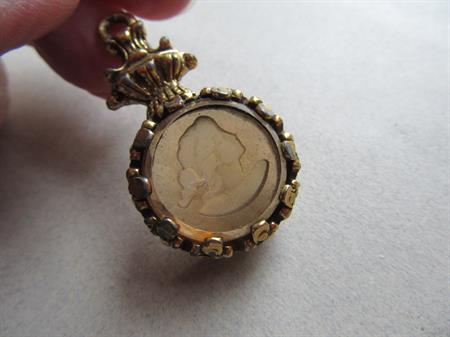 Vintage Glass Intaglio Pendant Jewelry Part