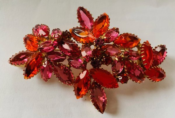 Vintage Juliana Large Rhinestone Pin Brooch Over 3"!