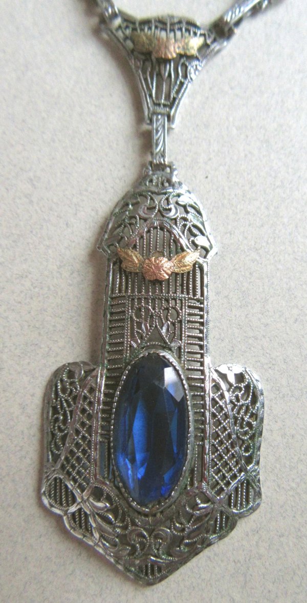 Vintage Art Deco Filigree Necklace