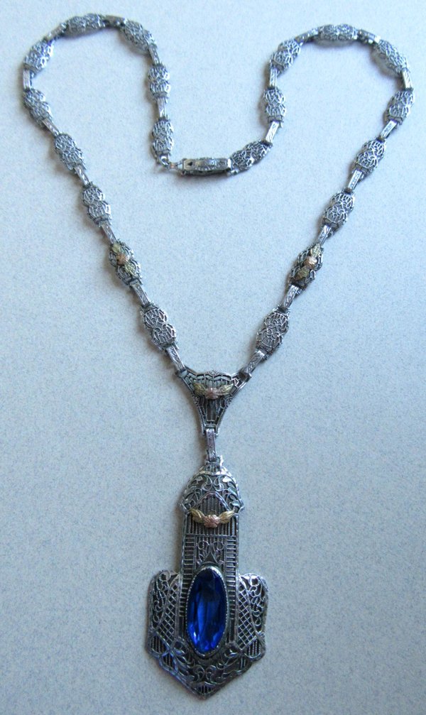 Vintage Art Deco Filigree Necklace
