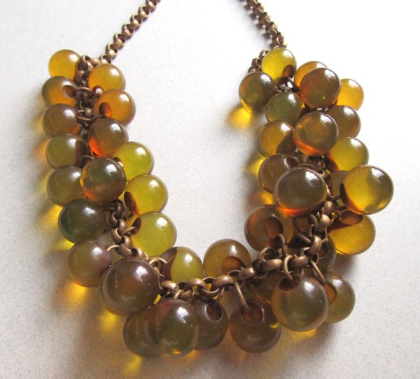 Vintage Apple Juice Bakelite Bubble Necklace