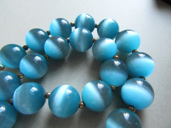 Aqua Blue Heavy Cat Eye Glass Necklace Earrings Set