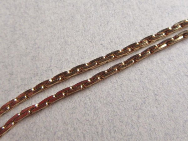 Vintage Avon Gold tone Chain Travel Safe Jewelry