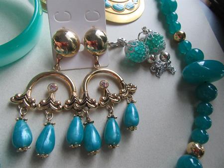 Vintage Blue Jewelry Lot Lucite Necklace Earrings Bangle