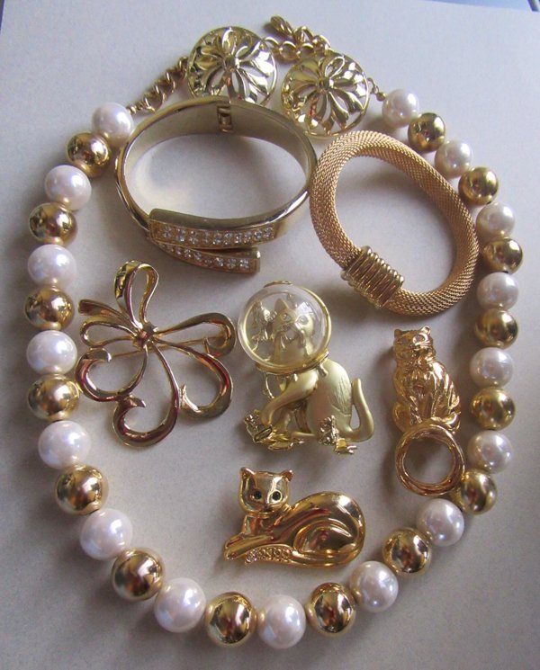 vintage Jewelry Lot Cat Pins Bracelets And More