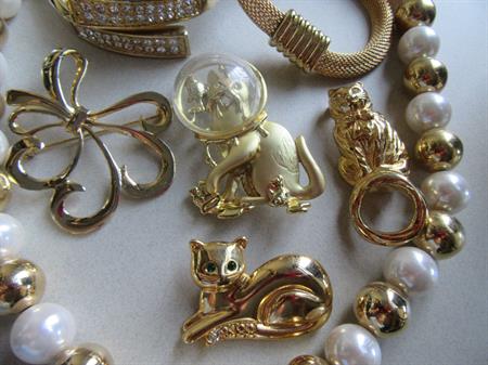 vintage Jewelry Lot Cat Pins Bracelets And More