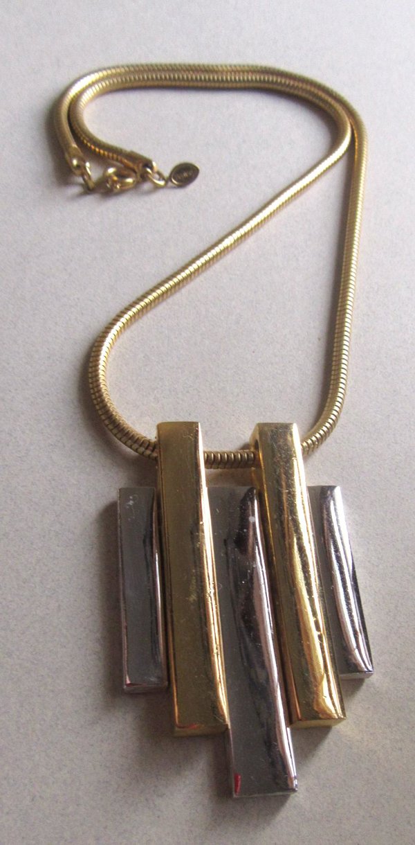 Vintage Avon 1980's Art Deco Style Necklace