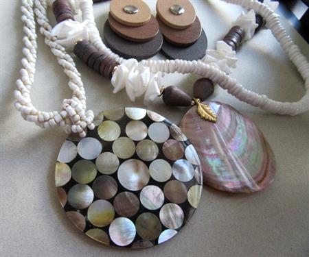 1980's Vintage Tropical Jewelry Lot Pucca Shell