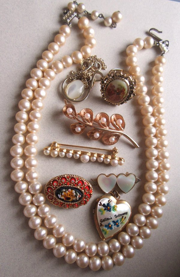 vintage Jewelry Lot Glass Pearls Mosaic  Pins Brooches