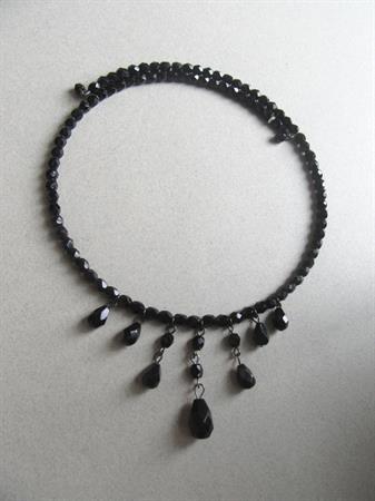 Vintage 1990's Black Glass Memory Wire Choker Necklace