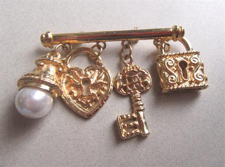 Vintage 1980's Charm Bar Pin Brooch