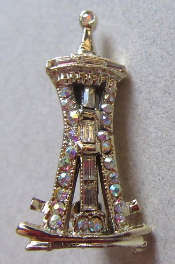 Vintage Petite Rhinestone Space Needle Pin