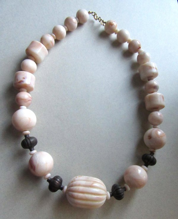 Vintage Chunky Lucite Necklace