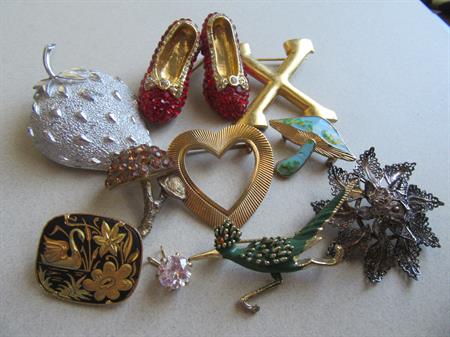 Vintage Pin Brooch Lot Mushroom Ruby Slippers and More
