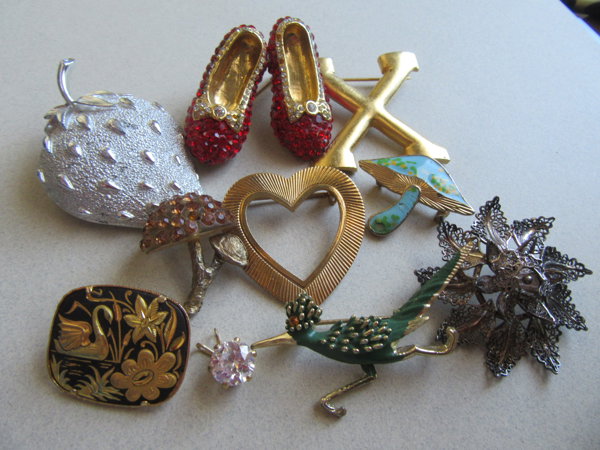 Vintage Pin Brooch Lot Mushroom Ruby Slippers and More