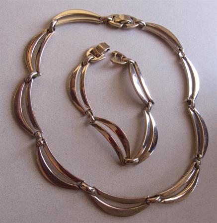 1950's Mid Century Sperry Signed  Necklace Set