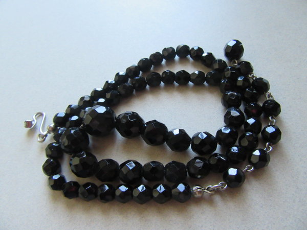 Vintage Black Glass Choker Necklace Strung On Chain