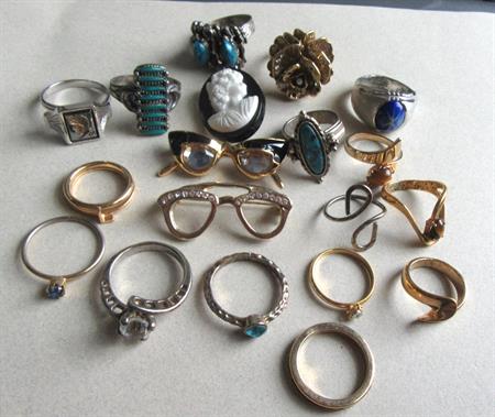 Vintage Junk Rings Lot And Eyeglass Pins