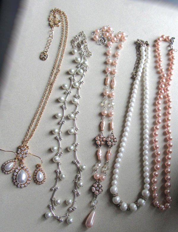 Faux Pearl Necklaces Lot