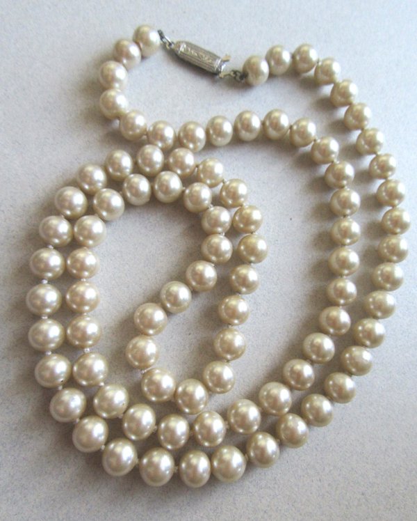 Vintage Glass Pearl Necklace Art Deco Clasp