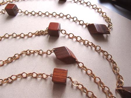 Mid Century Bakelite Infused Wood Geometric Necklace
