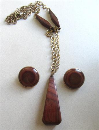 Mid Century Bakelite Infused Wood Necklace and Earrings