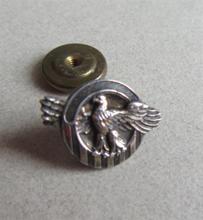 WWII Sterling Honorable Service Eagle Ruptured Duck Lapel Pin 1945