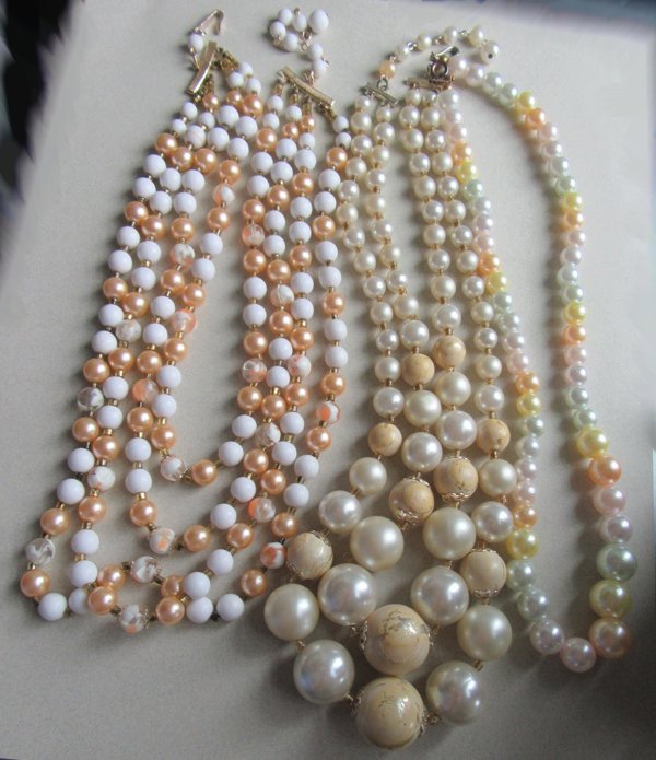 Two 1950's Necklaces Beads Vintage Jewelry