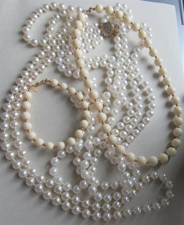 Vintage Faux Pearl and Monet Lucite Necklace Lot
