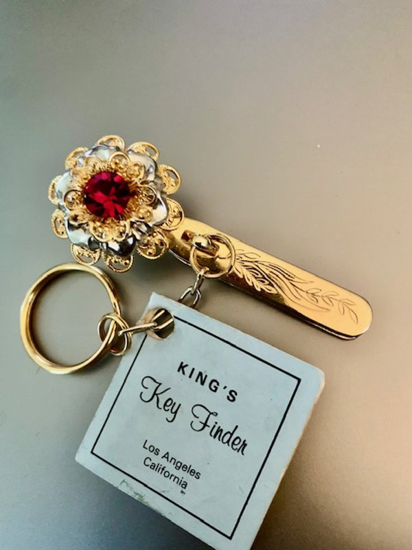 Vintage Rhinestone Key Finder Note Clip Keyring King and Ballard 