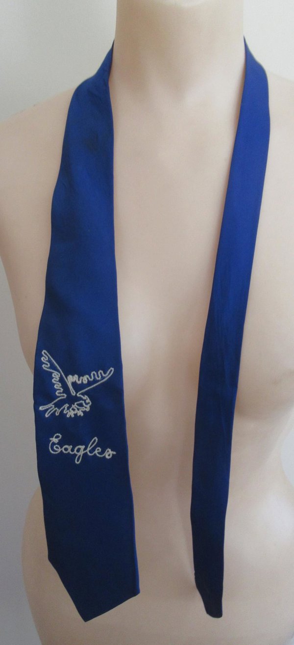 Vintage Embroidered Eagles Tie Boy's Vintage Clothing Collectibles