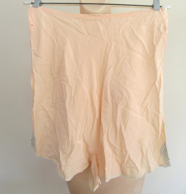 Vintage 1940's Yolande Peach Tap Pants Lingerie Burlesque