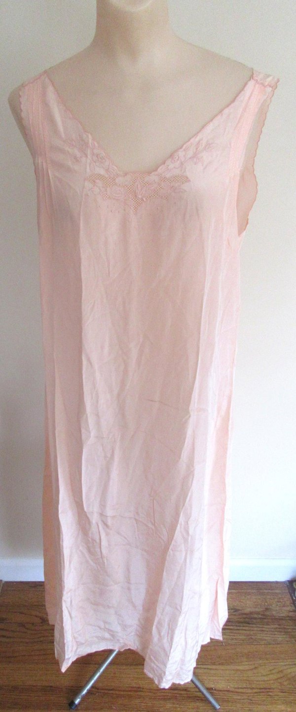 1940's Peach Slip Or Nightie Lingerie 
