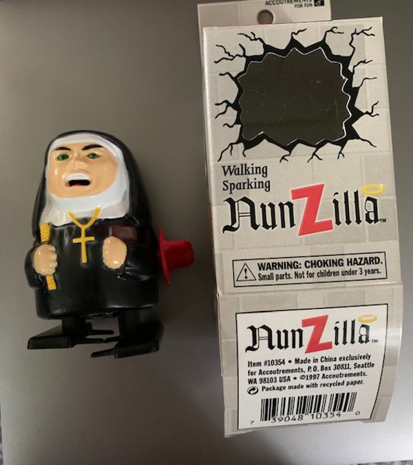 1997 Nunzilla Wind Up Sparking Table Walker Toy Accoutrements