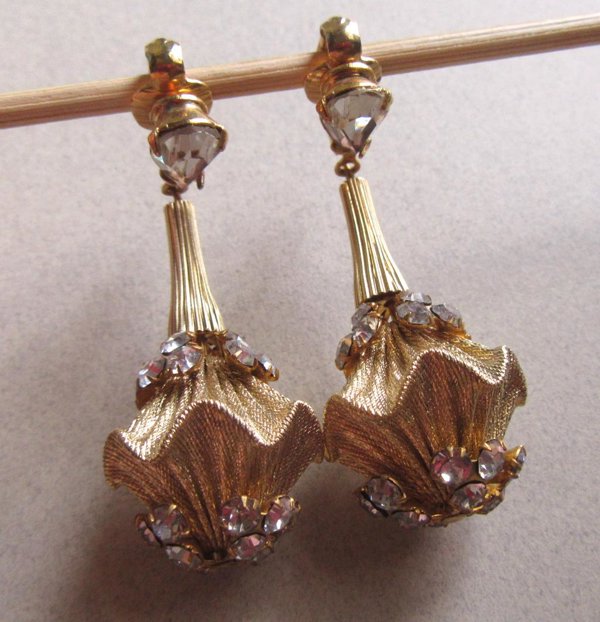 Vintage Rhinestone Clip Earrings