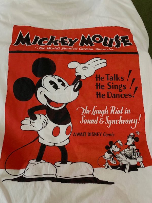 UNIQLO DISNEY VINTAGE POSTER COLLECTION T-SHIRT XL